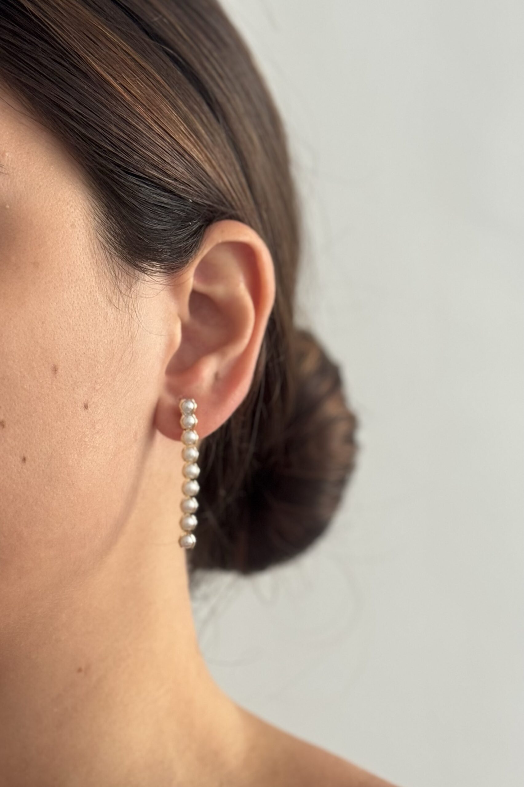 BRINCO PÉROLAS FOLHEADO