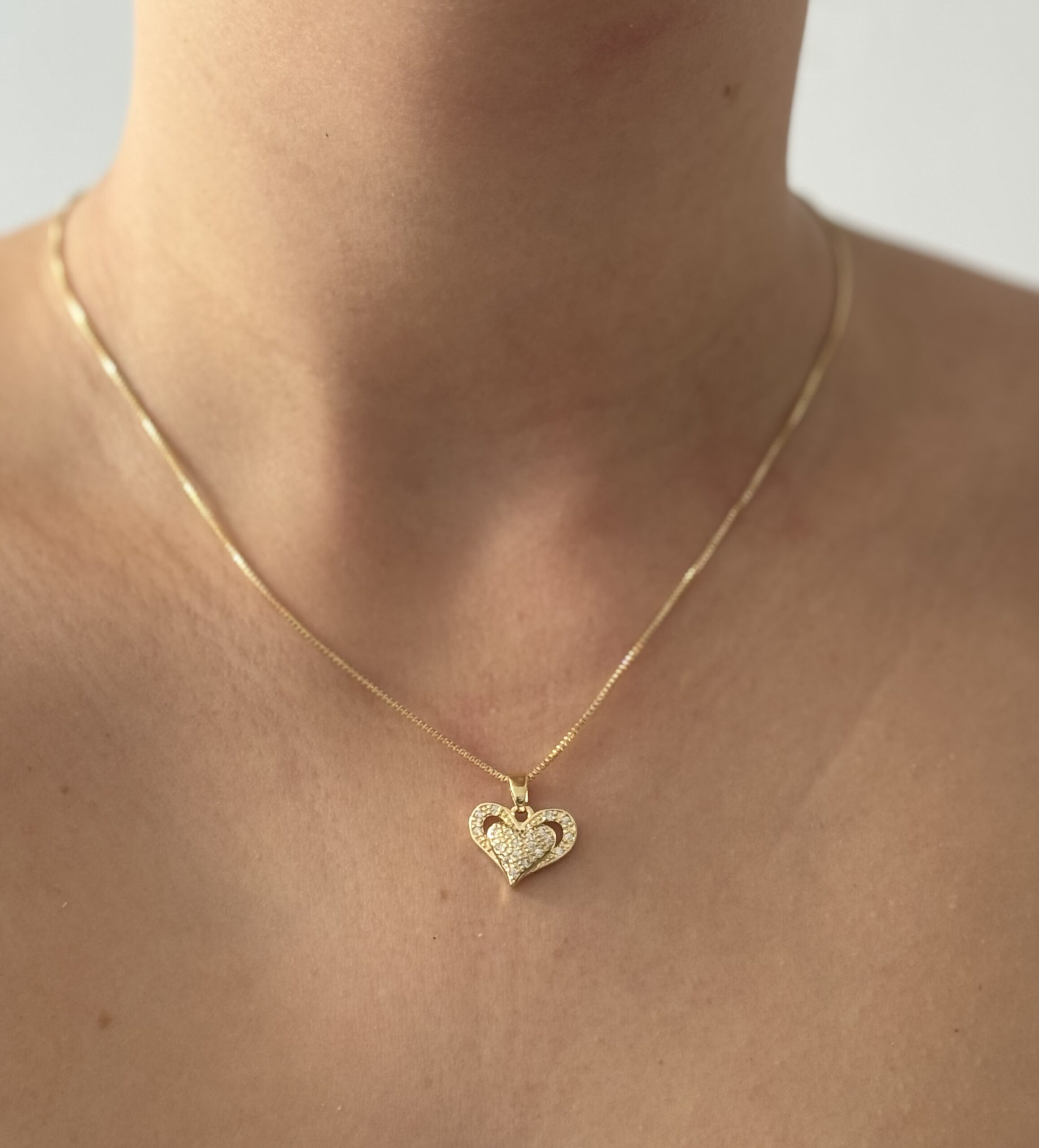 COLAR SEMIJOIA CORAÇÃO