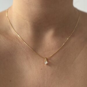 COLAR SEMIJOIA PONTO DE LUZ