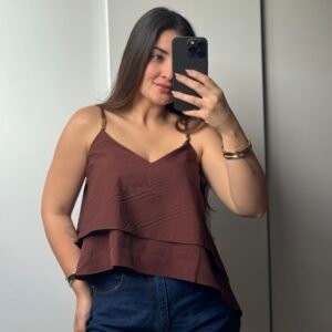 BLUSINHA ASSIMÉTRICA