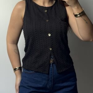 BLUSINHA PRETA